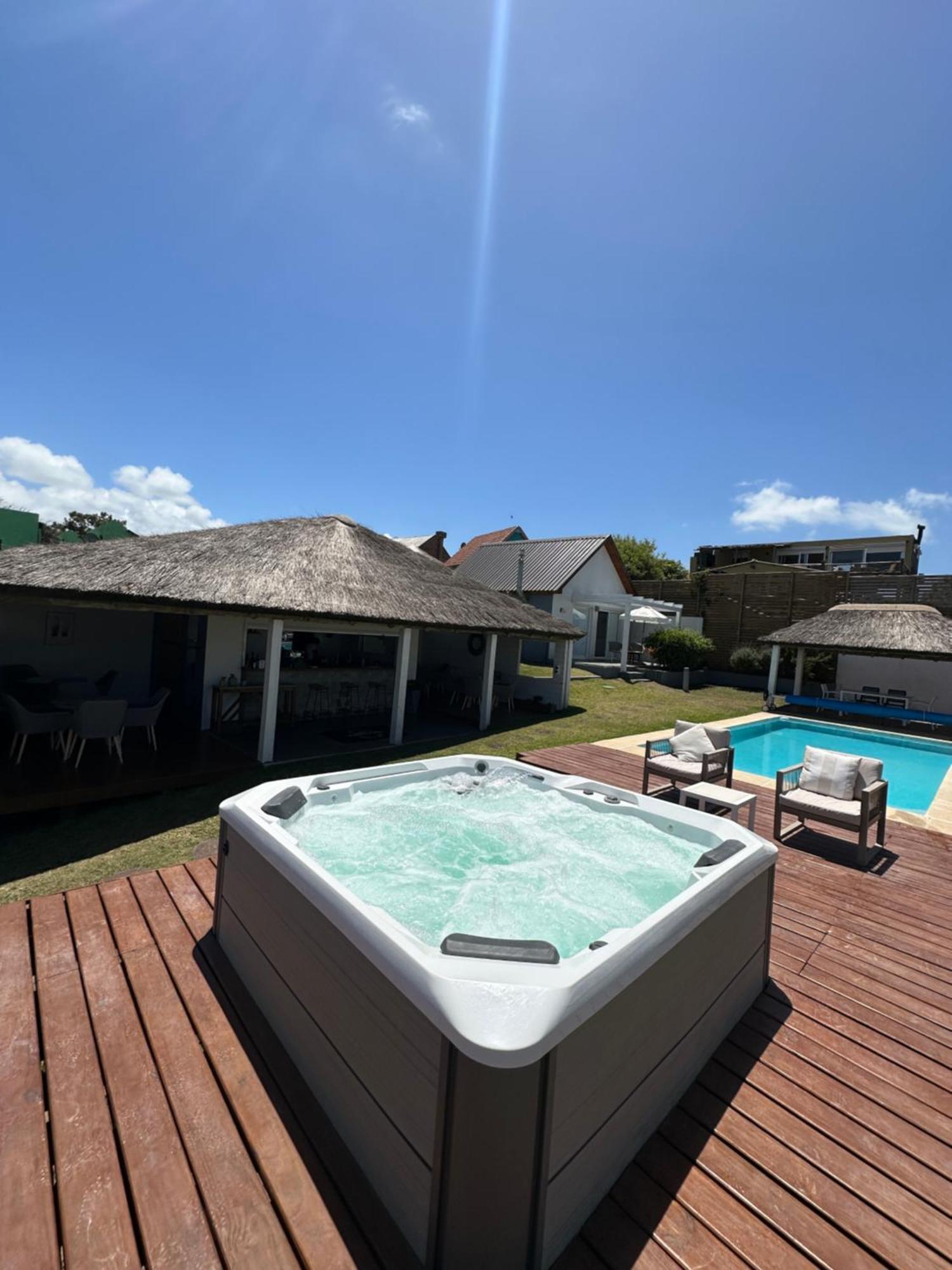 Kanaloah Lodge & Cabins Punta Del Diablo Εξωτερικό φωτογραφία